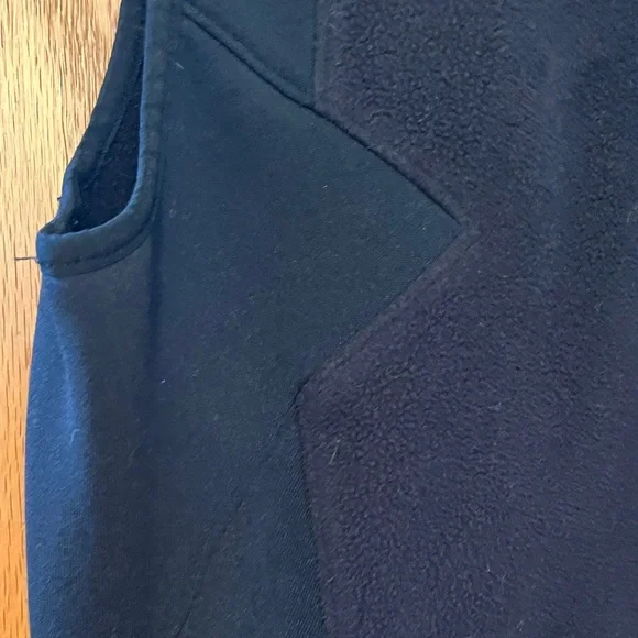 REI Women's Black Softshell Vest - Picture 12 of 14